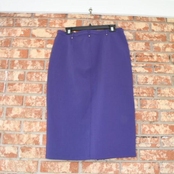Doncaster Purple Skirt - Picture 4 of 5